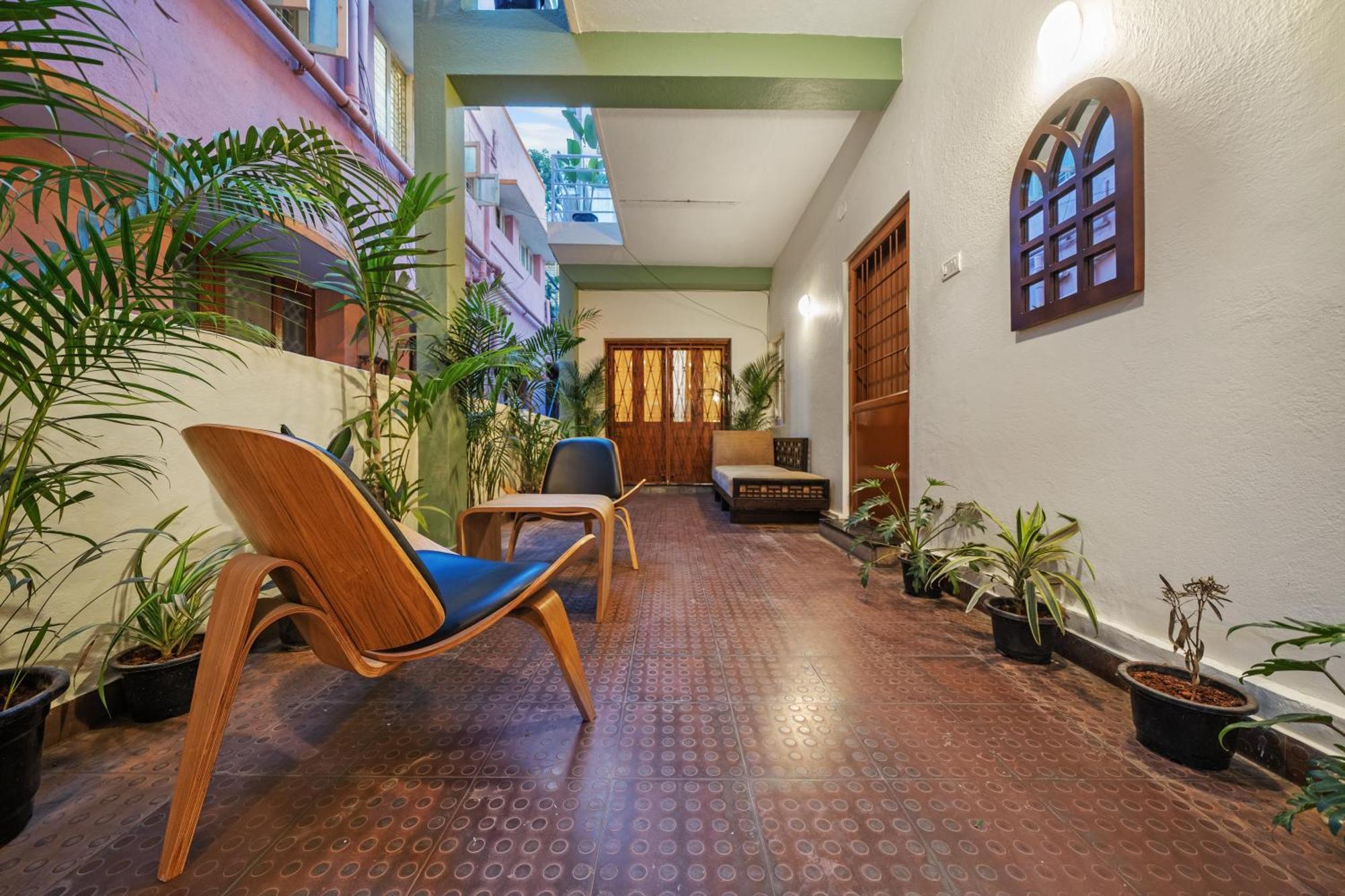House Of 2 Tress Penthouse Villa Bangalore Bagian luar foto